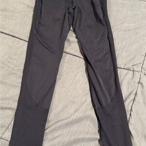 Peloton Seamless High Rise Leggings XS/S washed but never worn